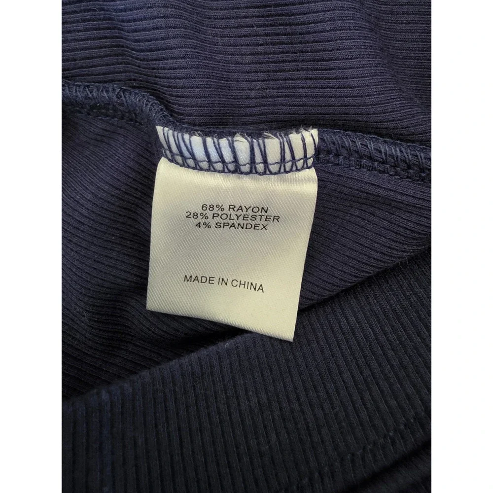 NWT White Fox Biker Shorts Women XS Navy Ribbed Casual Athleisure Bike